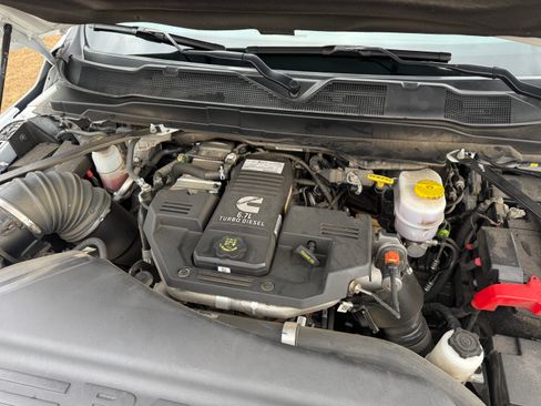 Used 2024 RAM 3500 Laramie image 19