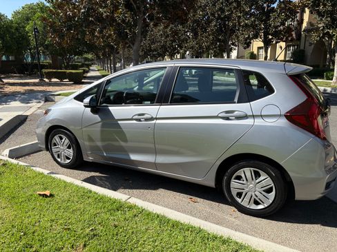 Used 2019 Honda Fit LX image 6