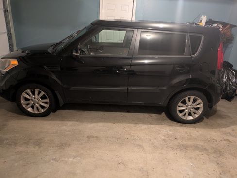 Used 2013 Kia Soul + image 11