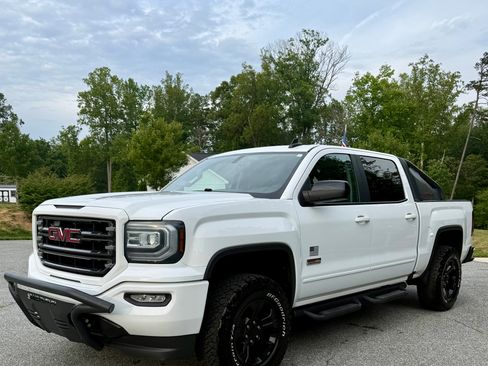 Used 2016 GMC Sierra 1500 SLT w/ All Terrain X Package AWD/4WD image 4