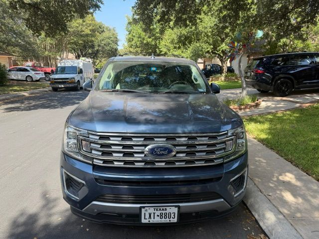Used 2019 Ford Expedition Max Limited RWD image 5