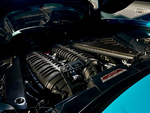 Used 2025 Chevrolet Corvette Z06 image 5