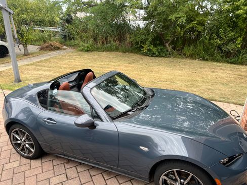 Used 2022 MAZDA MX-5 Miata RF Grand Touring image 4