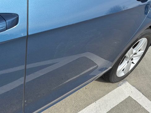 Used 2017 Volkswagen Golf Wolfsburg Edition image 12