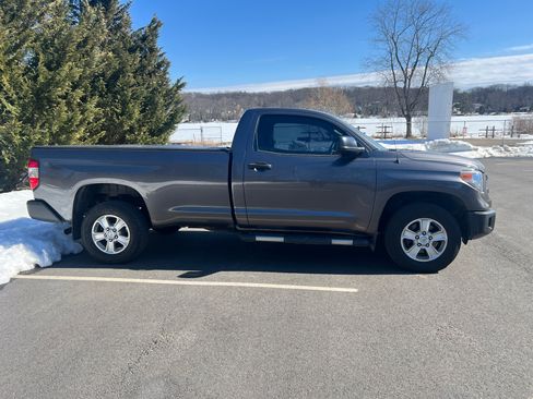 Used 2015 Toyota Tundra SR image 5