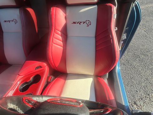 Used 2020 Dodge Challenger SRT Hellcat RWD image 18