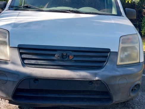 Used 2010 Ford Transit Connect XL image 4