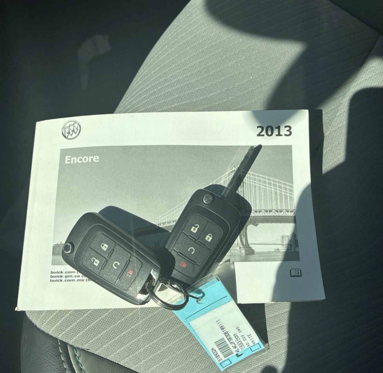 Used 2013 Buick Encore Convenience AWD/4WD image 22