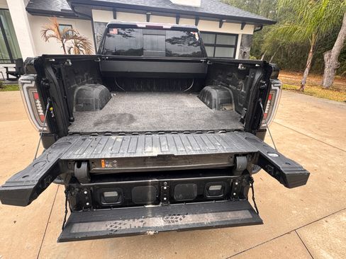 Used 2021 GMC Sierra 1500 Denali w/ Driver Alert Package II image 11