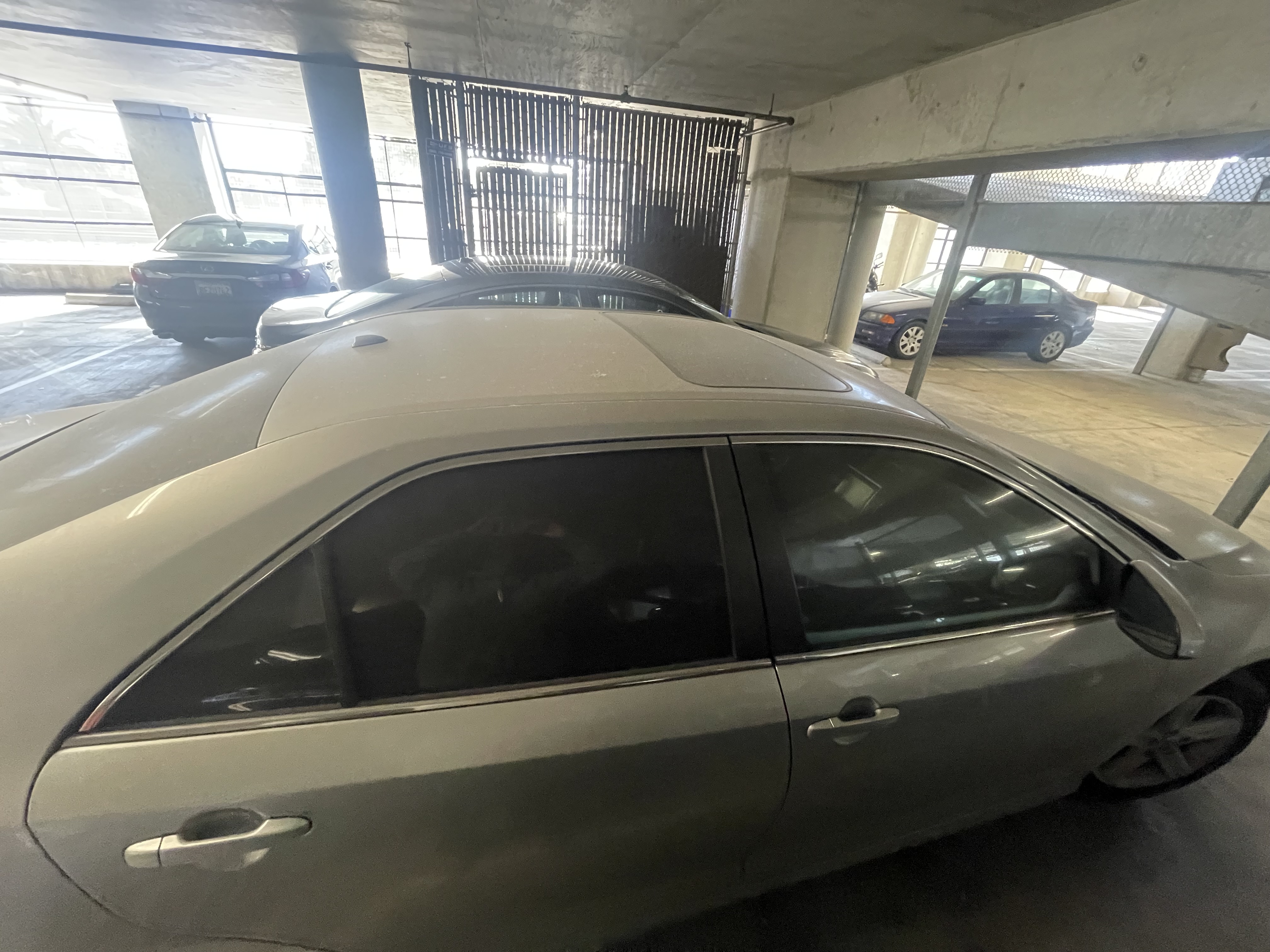 Used 2014 Toyota Camry SE w/ Moonroof Package FWD image 11