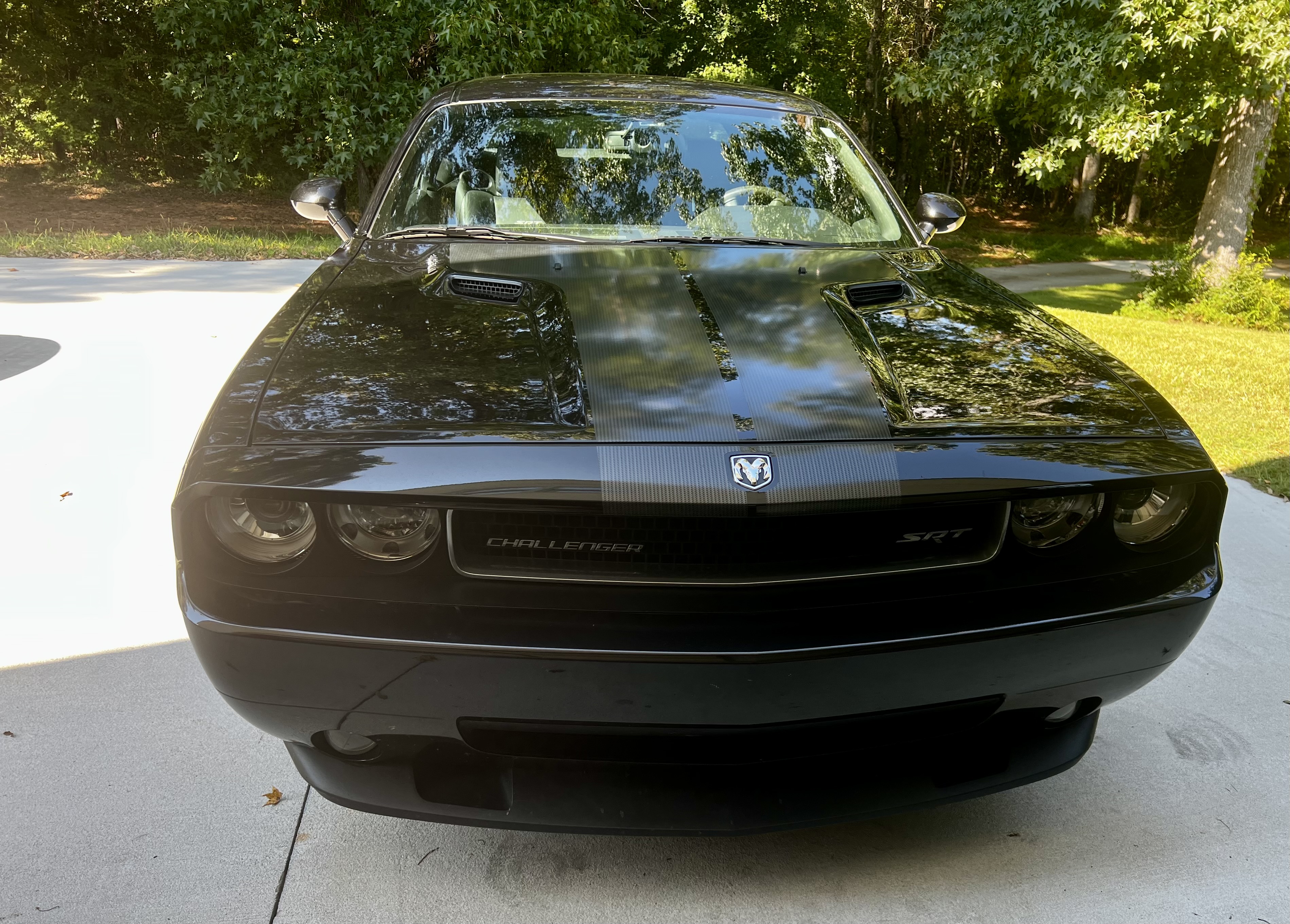 Used 2009 Dodge Challenger SRT8 w/ SRT Option Group II RWD image 10