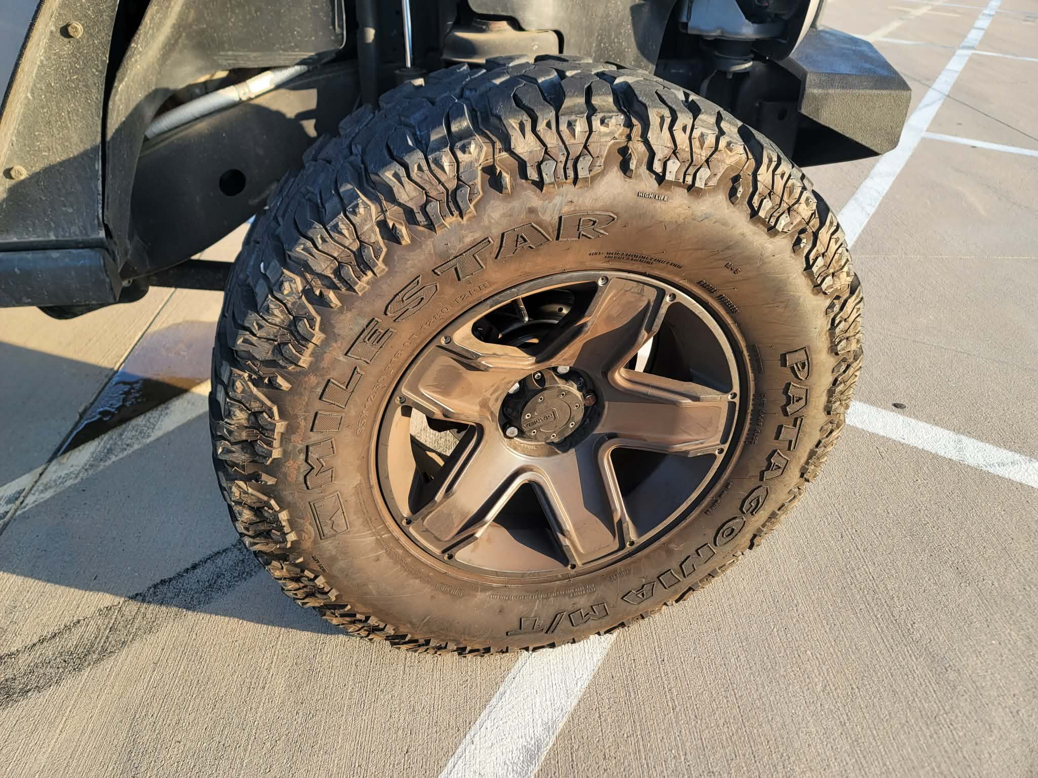 Used 2015 Jeep Wrangler Sport AWD/4WD image 2