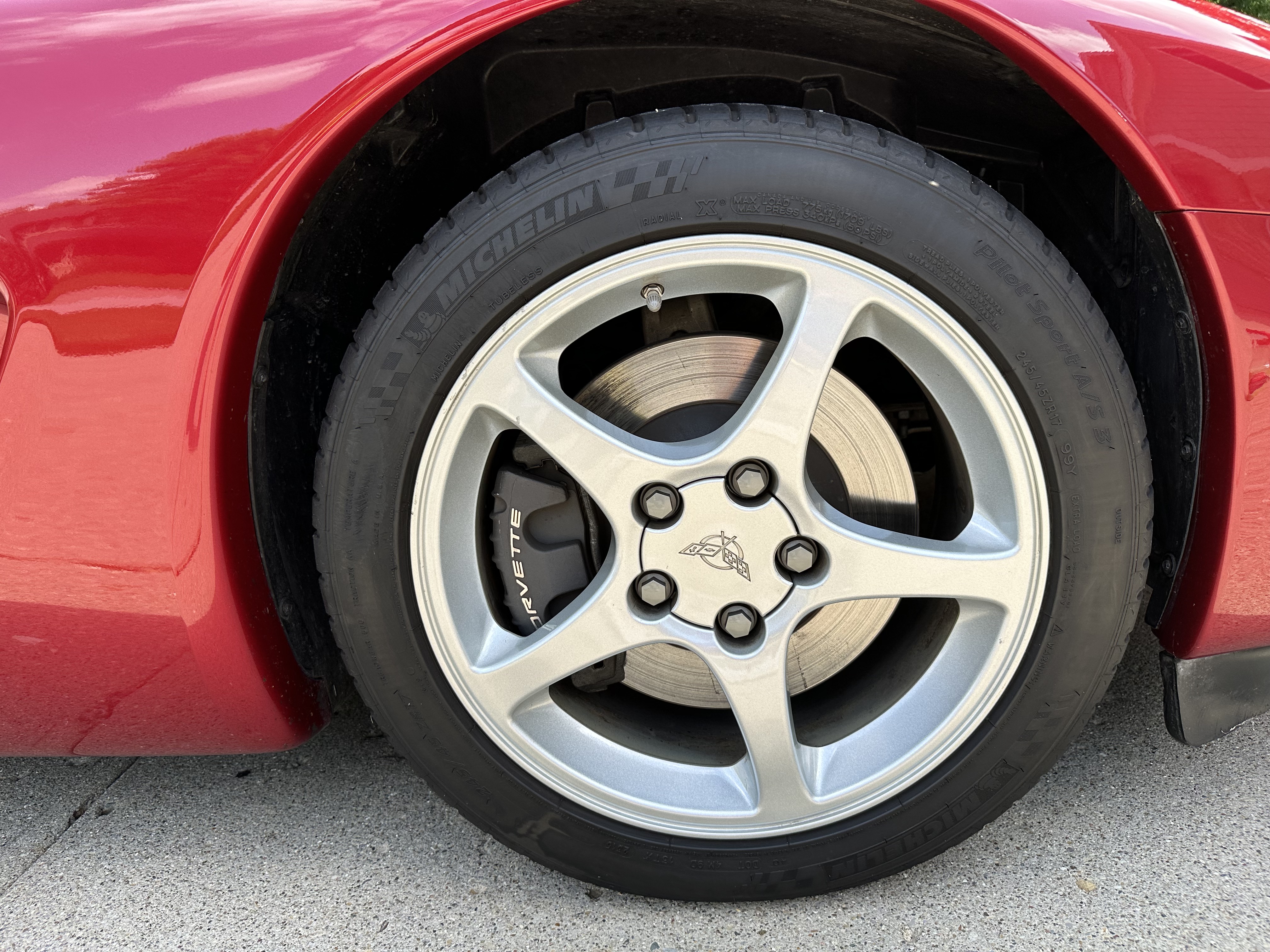 Used 2000 Chevrolet Corvette Coupe w/ Memory Pkg RWD image 17