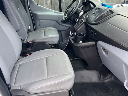 Used 2019 Ford Transit 250 148 Medium Roof RWD image 2