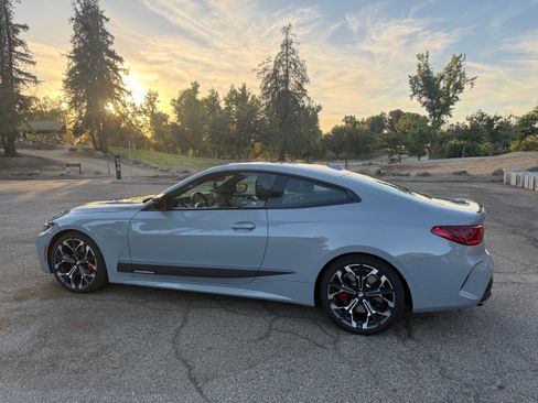 Used 2025 BMW M440i Coupe w/ Premium Package RWD image 13