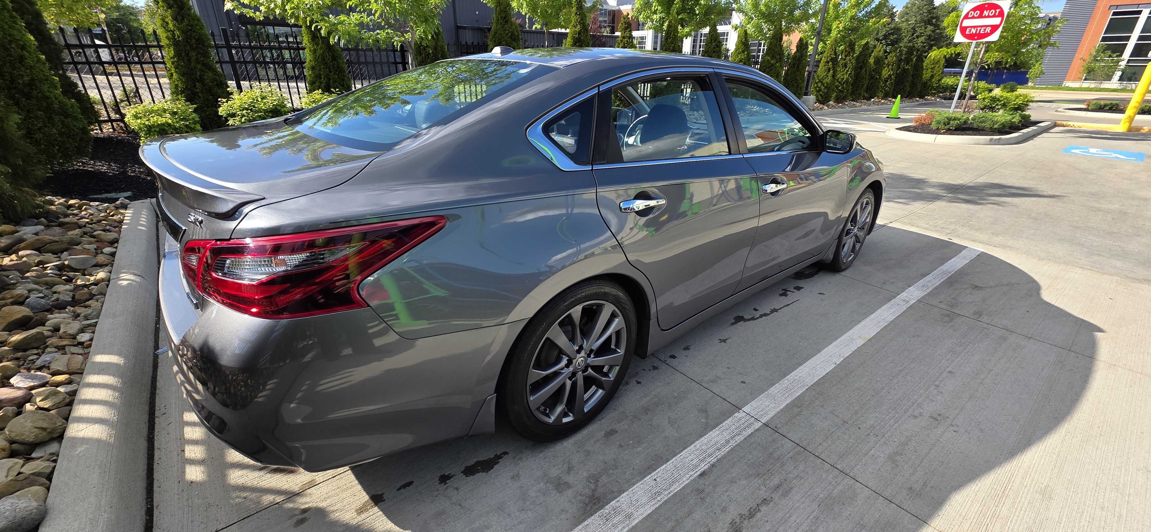 Used 2018 Nissan Altima 2.5 SR w/ SR Special Edition FWD image 8