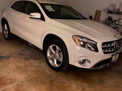 Used 2018 Mercedes-Benz GLA 250 image 2