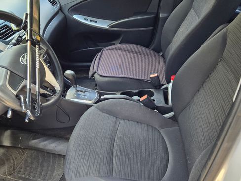 Used 2015 Hyundai Accent GS image 9