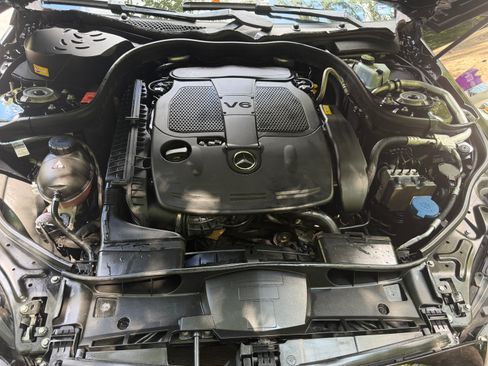 Used 2016 Mercedes-Benz E 350 Sedan image 14