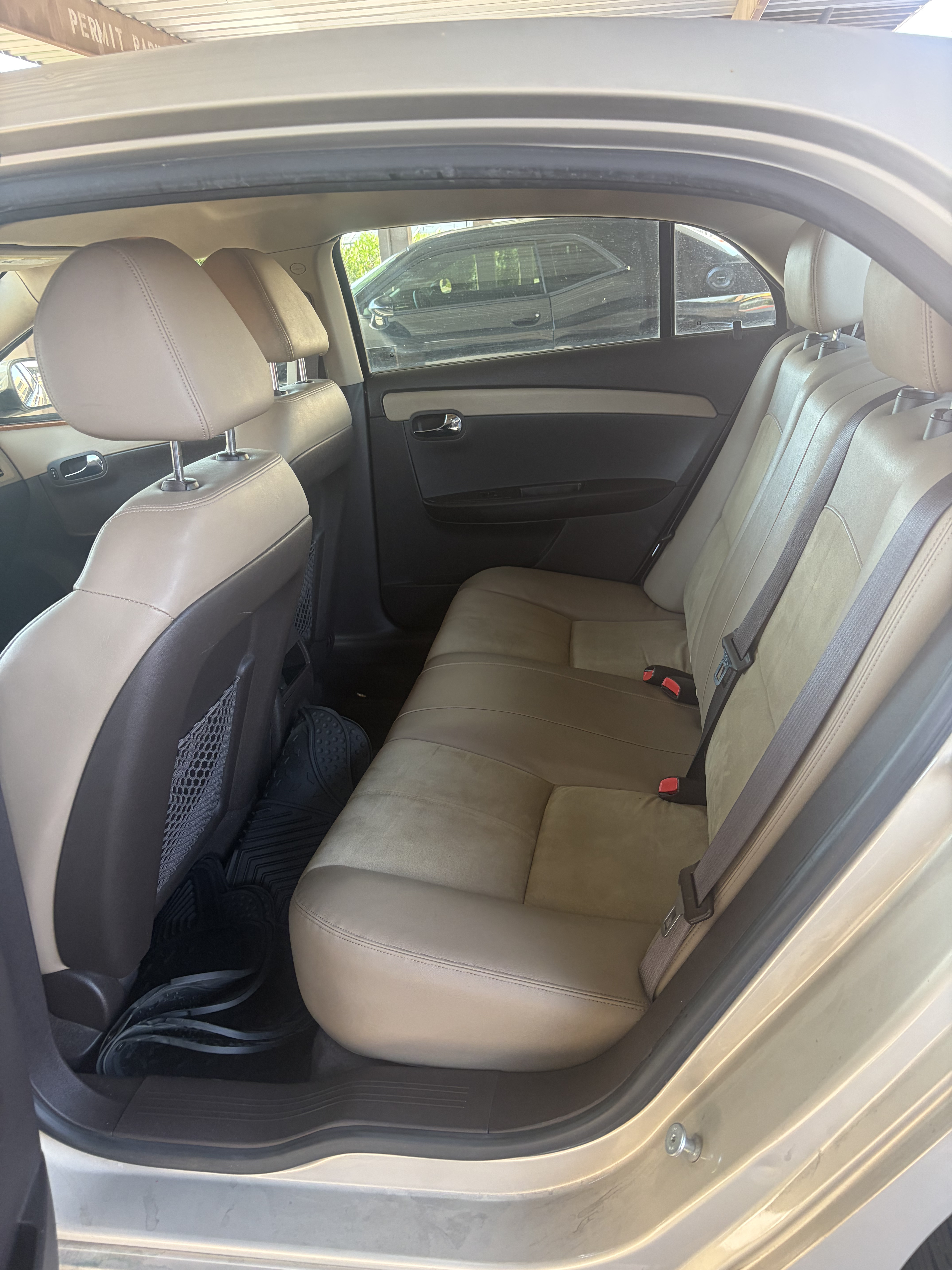 Used 2011 Chevrolet Malibu LT w/ HFV6 Engine Package FWD image 11