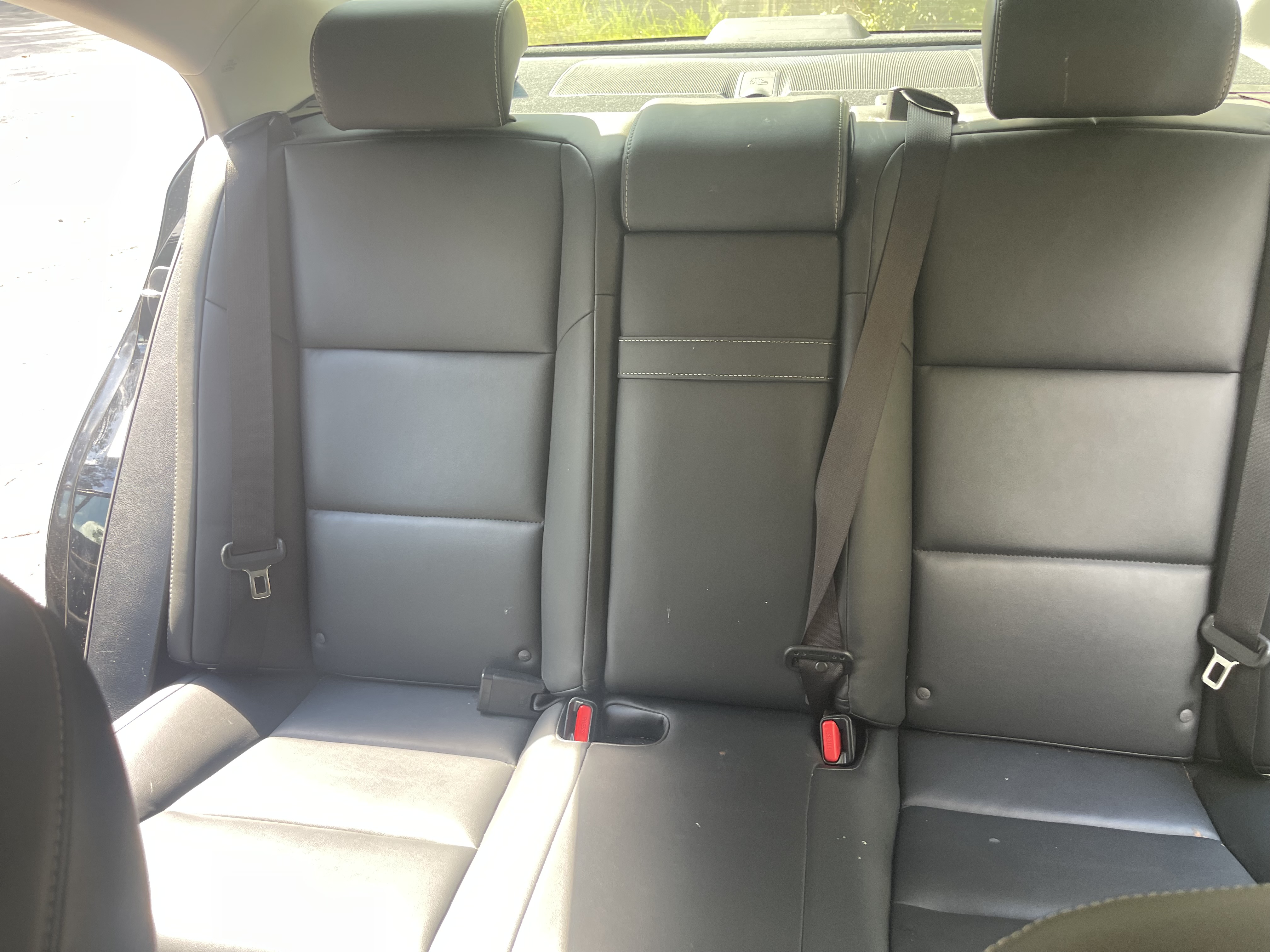 Used 2013 Lexus ES 300h w/ Premium Pkg FWD image 18