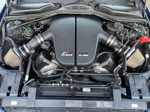 Used 2010 BMW M6 Convertible image 15