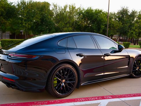 Used 2019 Porsche Panamera Turbo S AWD/4WD image 6