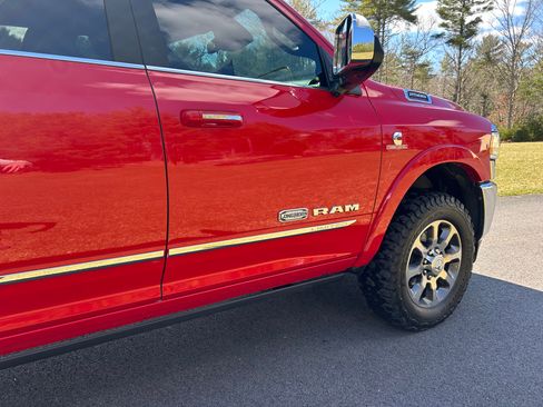 Used 2022 RAM 2500 Limited AWD/4WD image 11