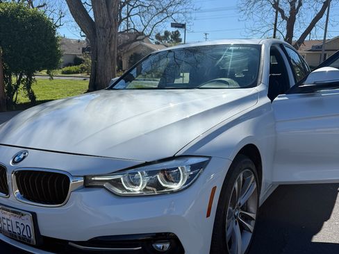 Used 2018 BMW 330i Sedan image 8
