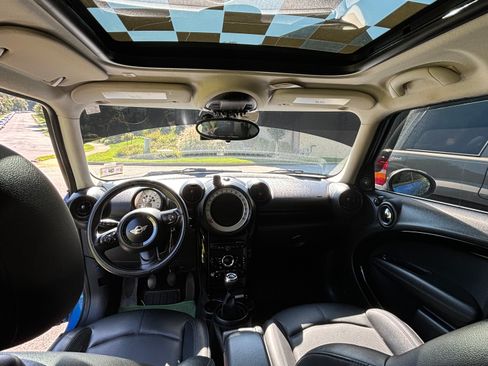 Used 2013 MINI Cooper Countryman image 11