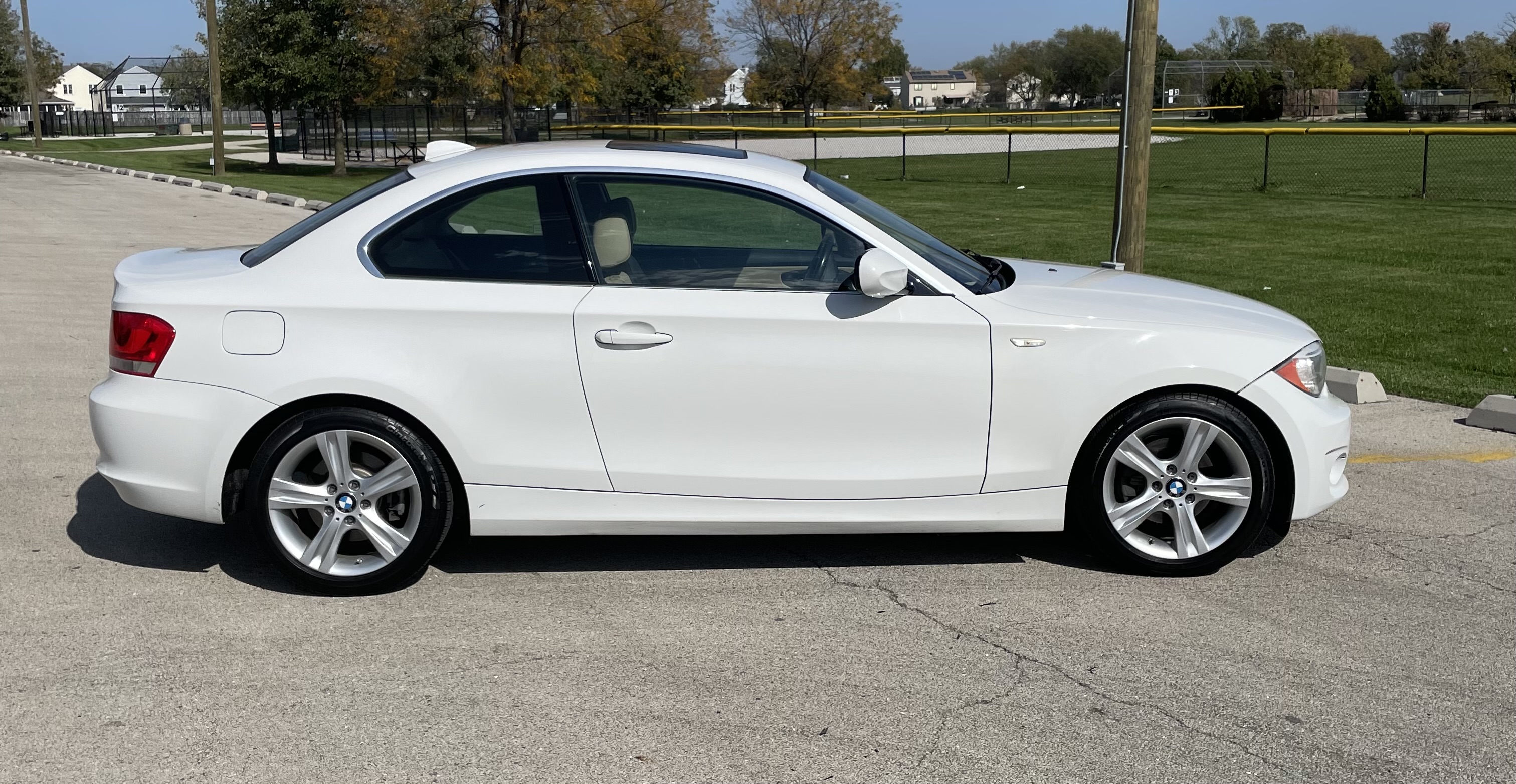 Used 2013 BMW 128i Coupe RWD image 4