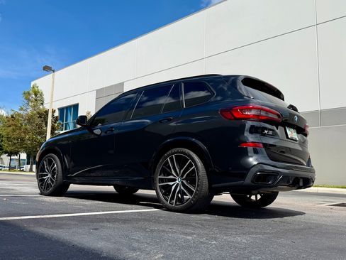 Used 2022 BMW X5 xDrive40i w/ M Sport Package AWD/4WD image 6
