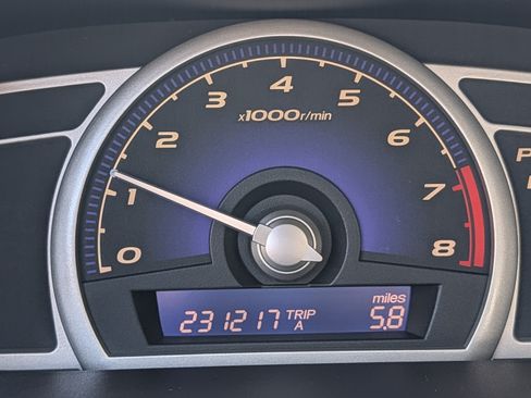 Used 2010 Honda Civic LX image 19