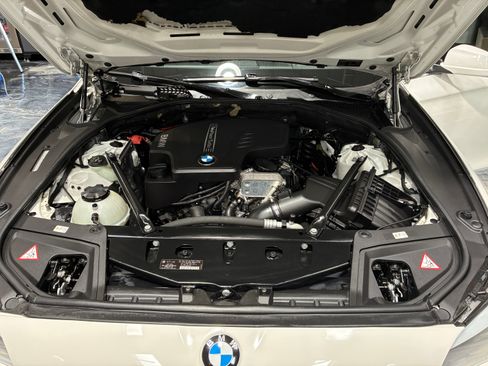 Used 2013 BMW 528i Sedan RWD image 6