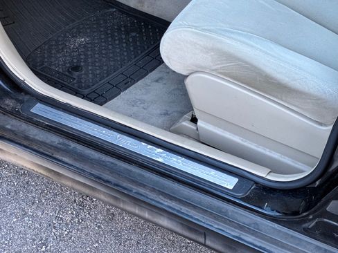 Used 2008 Nissan Versa 1.8 S w/ PWR Pkg image 6