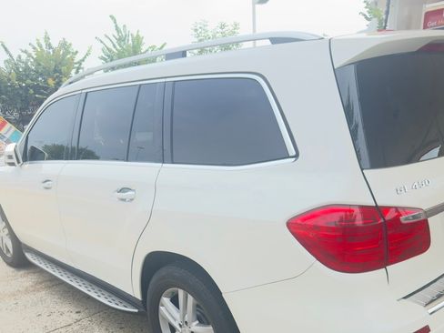 Used 2014 Mercedes-Benz GL 450 4MATIC image 5