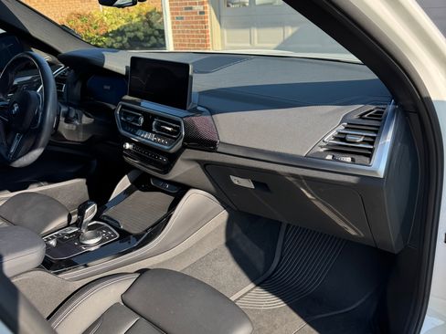 Used 2024 BMW X4 M40i w/ Premium Package AWD/4WD image 9