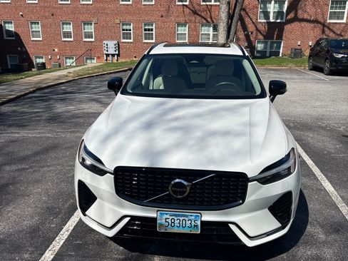 Used 2025 Volvo XC60 B5 Plus w/ Climate Package image 2