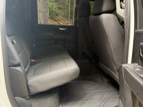 Used 2021 Chevrolet Silverado 2500 Custom w/ Custom Value Package AWD/4WD image 12