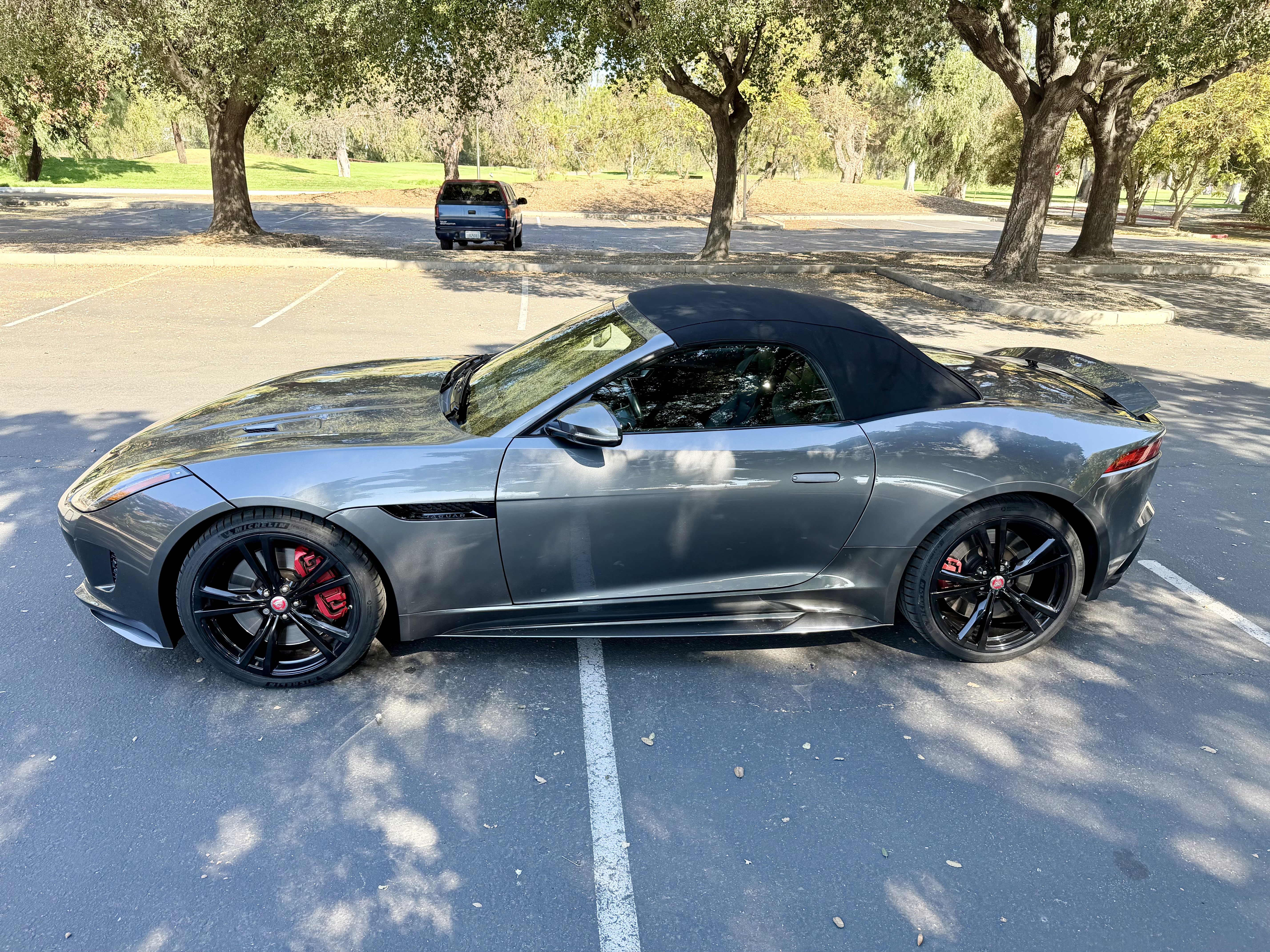 Used 2016 Jaguar F-TYPE R AWD/4WD image 9