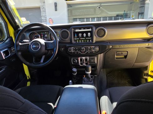 Used 2022 Jeep Wrangler Unlimited Sport image 28