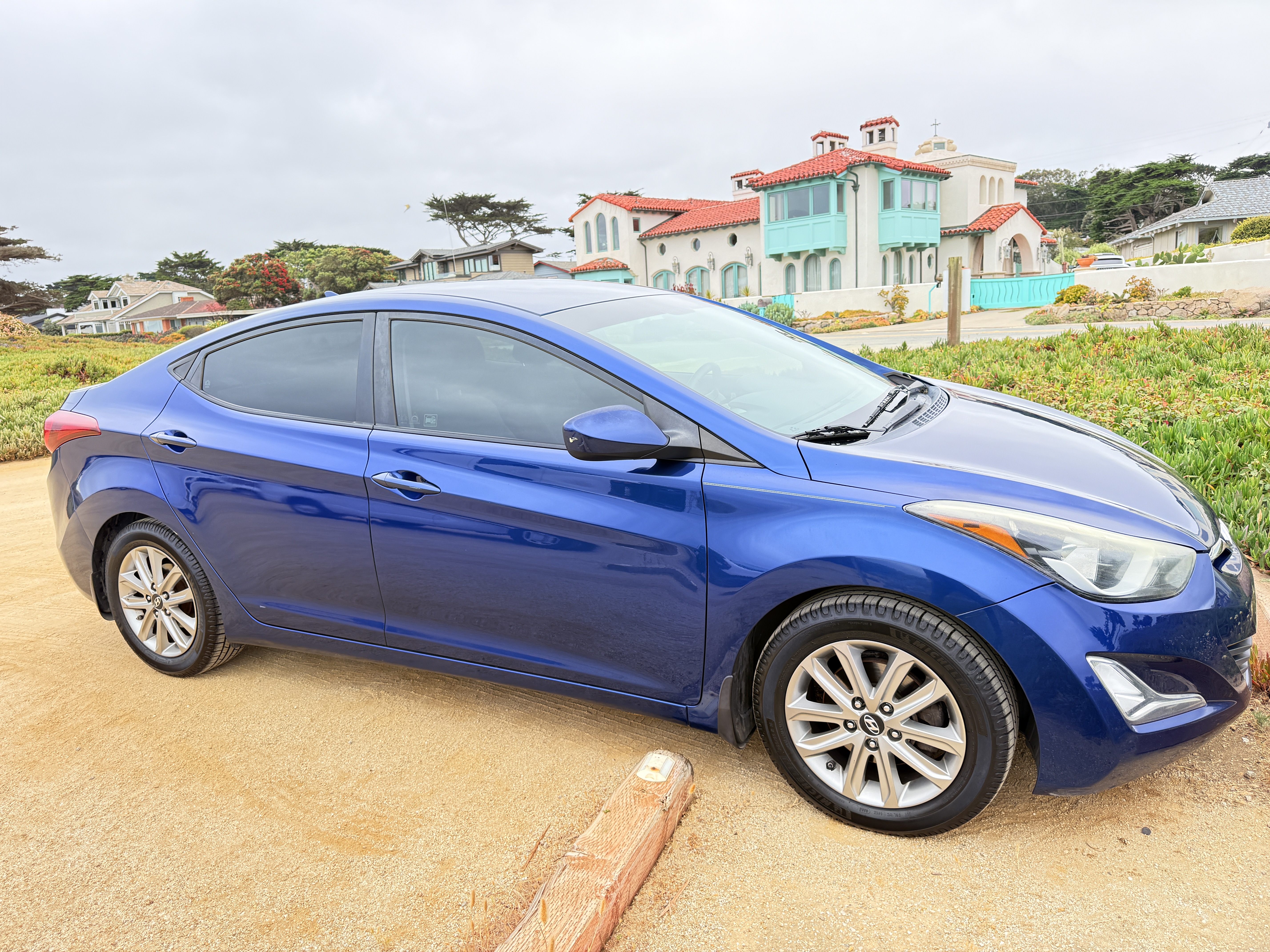 Used 2015 Hyundai Elantra SE w/ Option Group 02 FWD image 1