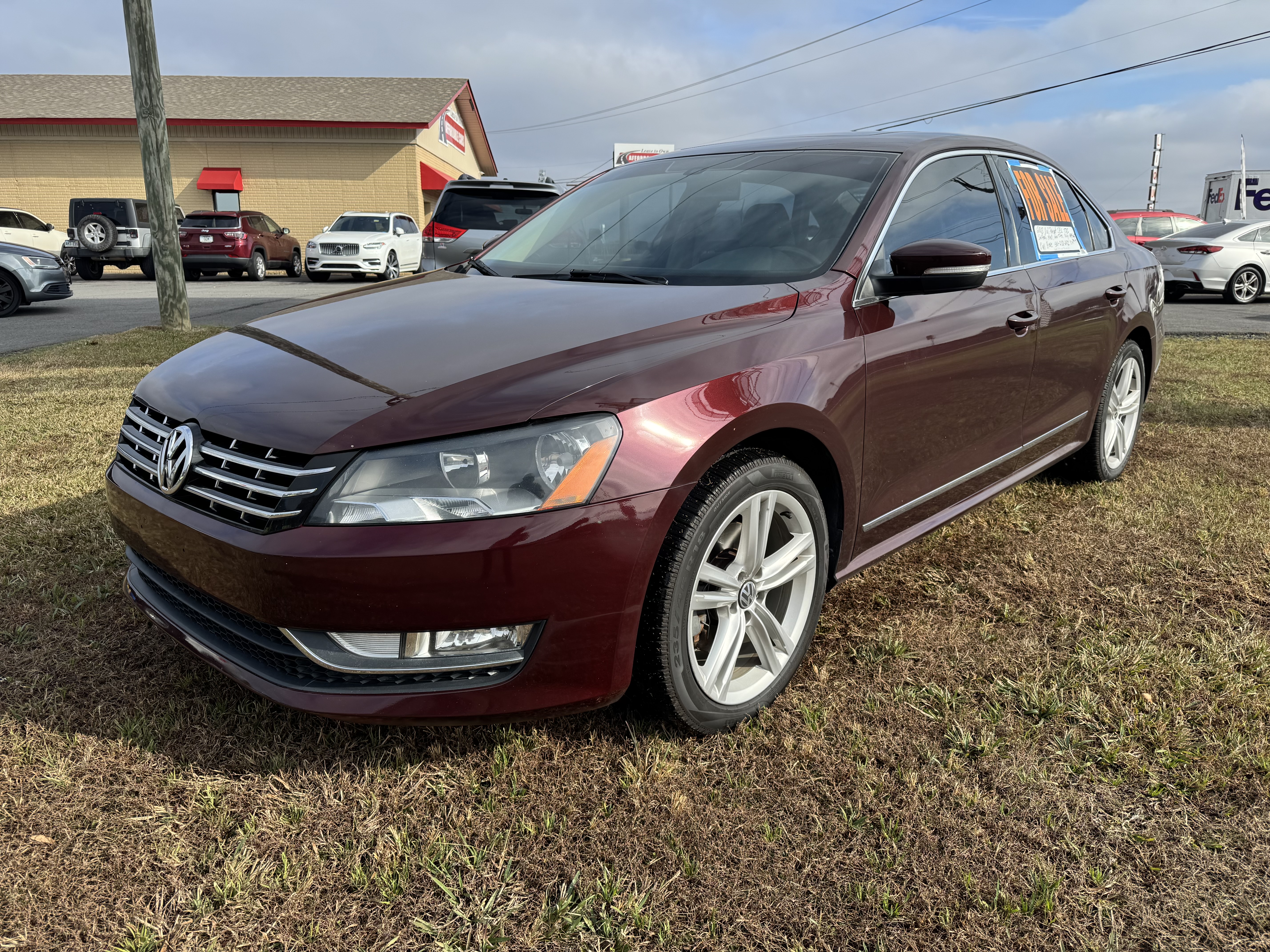 Used 2013 Volkswagen Passat TDI SEL Premium FWD image 2