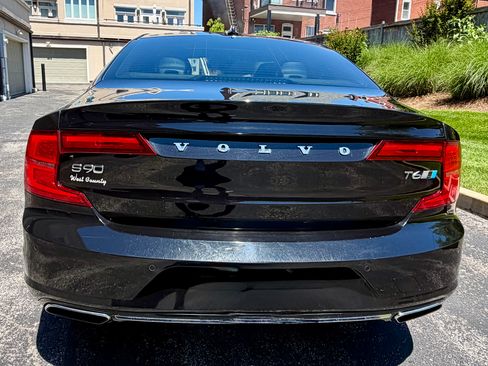 Used 2017 Volvo S90 T6 Inscription w/ Vision Package AWD/4WD image 6