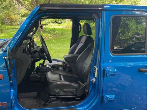 Used 2020 Jeep Gladiator Mojave w/ LED Lighting Group image 5