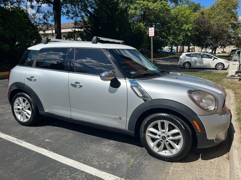 Used 2012 MINI Cooper Countryman S image 1