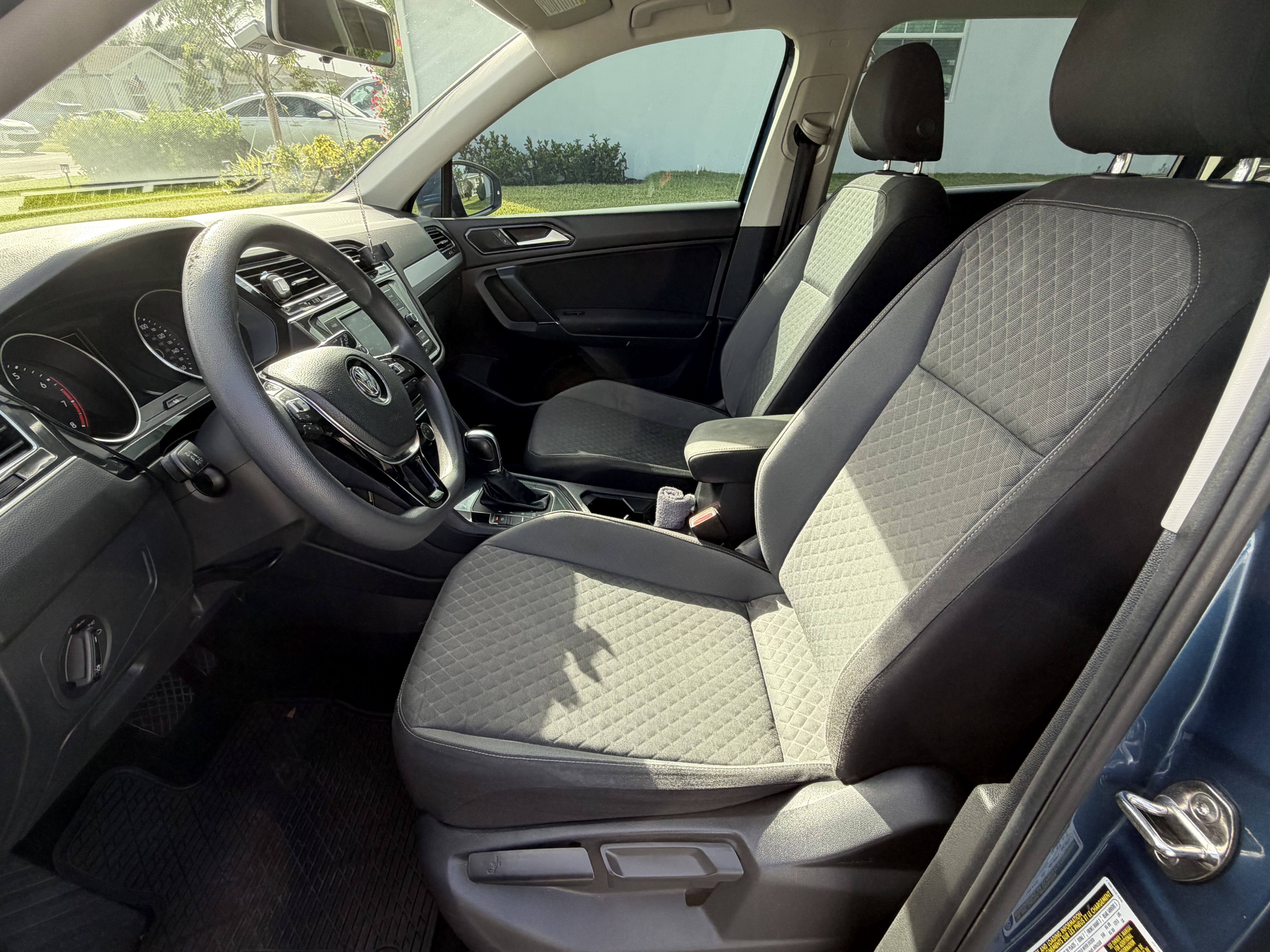 Used 2018 Volkswagen Tiguan S FWD image 13