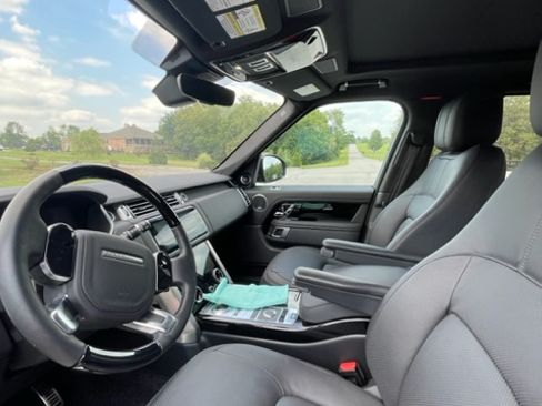 Used 2021 Land Rover Range Rover Westminster Edition image 12