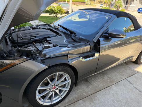 Used 2019 Jaguar F-TYPE Convertible image 21