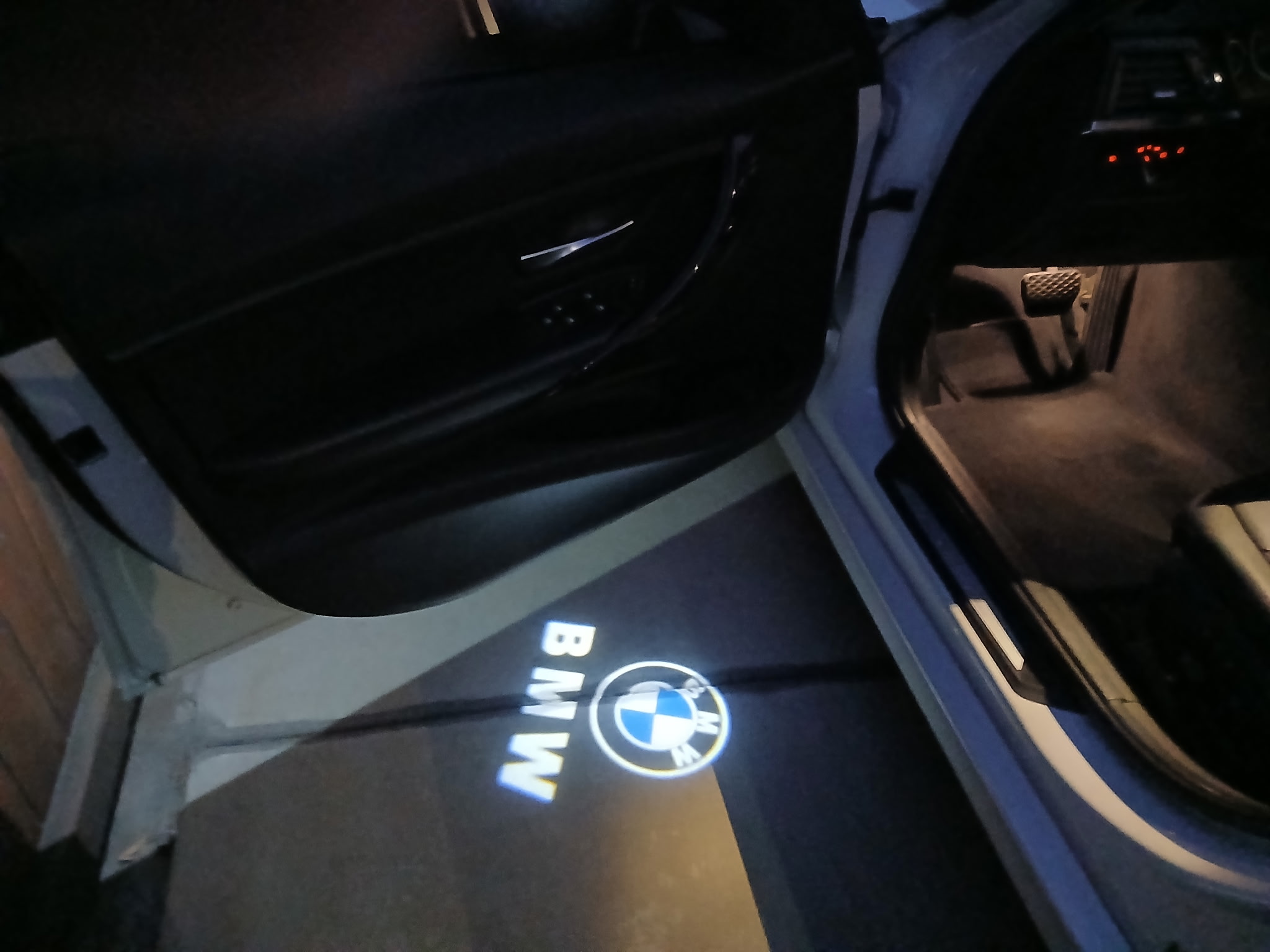 Used 2015 BMW 328i Sedan RWD image 12
